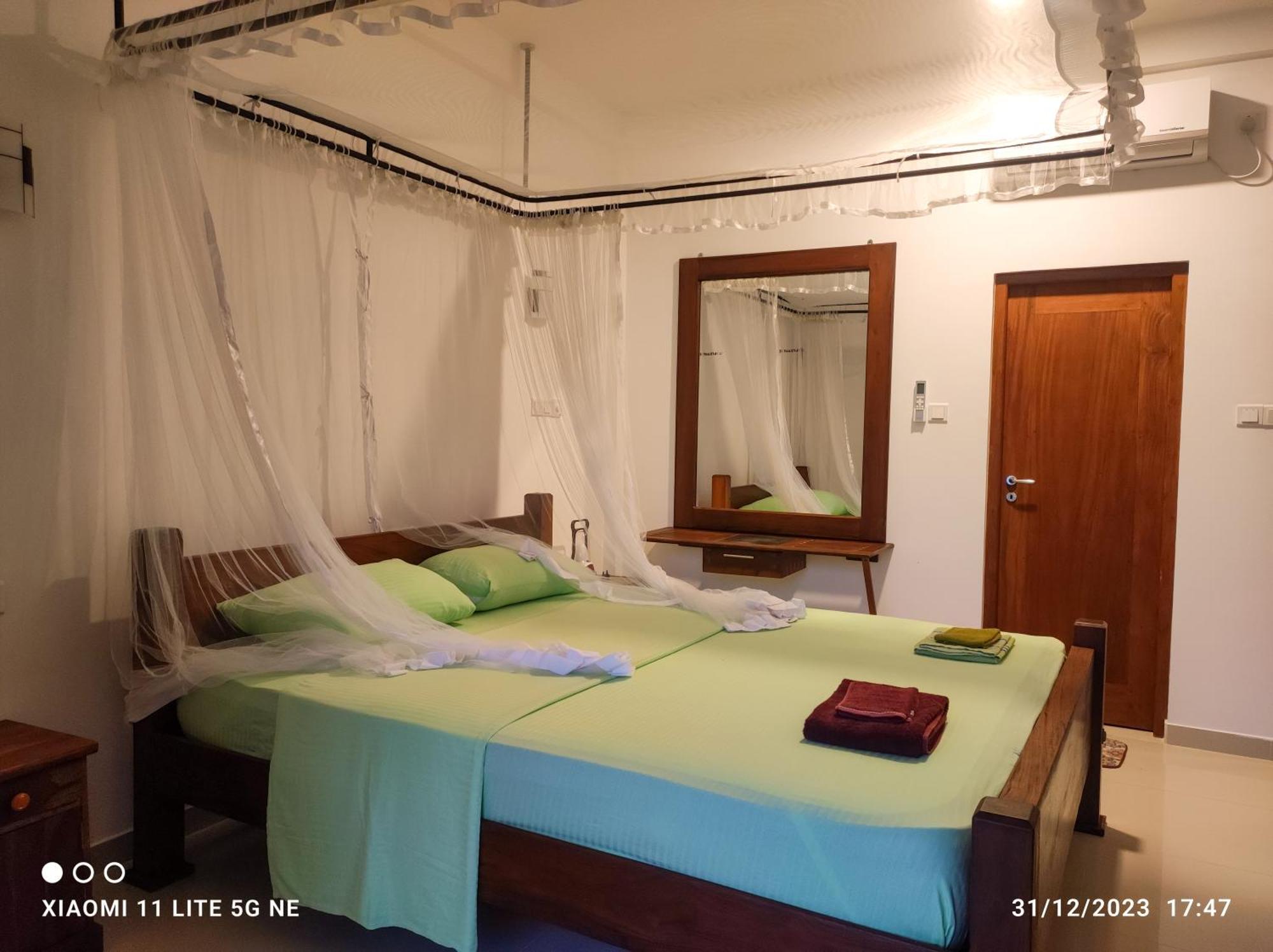 Villa Tanzanite Hikkaduwa Kültér fotó