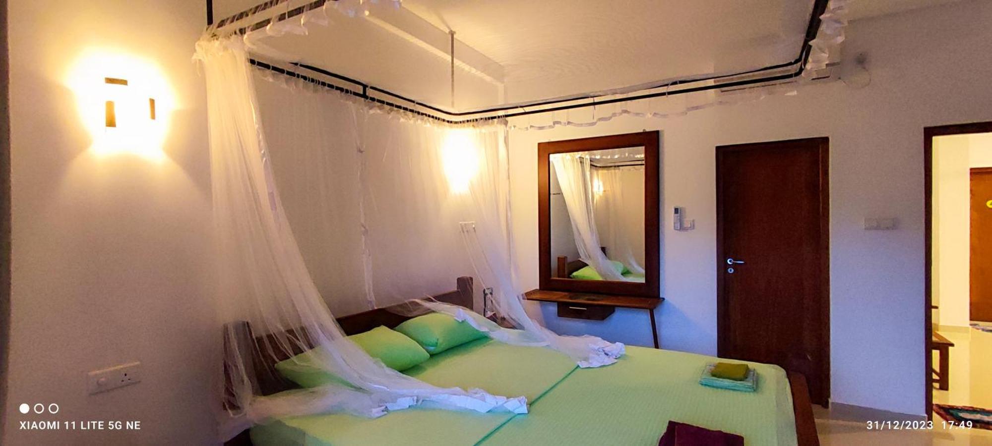 Villa Tanzanite Hikkaduwa Kültér fotó