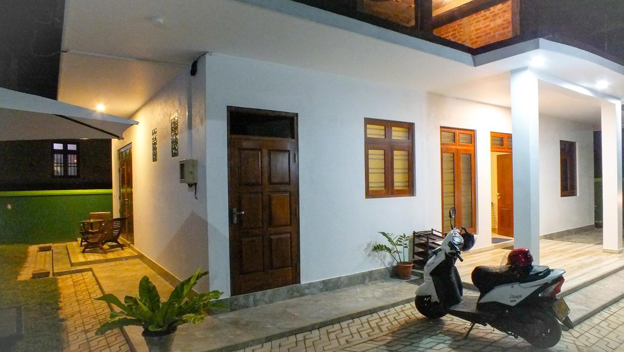 Villa Tanzanite Hikkaduwa Kültér fotó